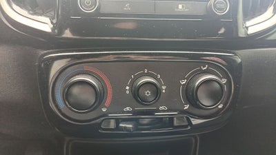 2024 RAM Ram 700 4p Bighorn L4/1.3 Man