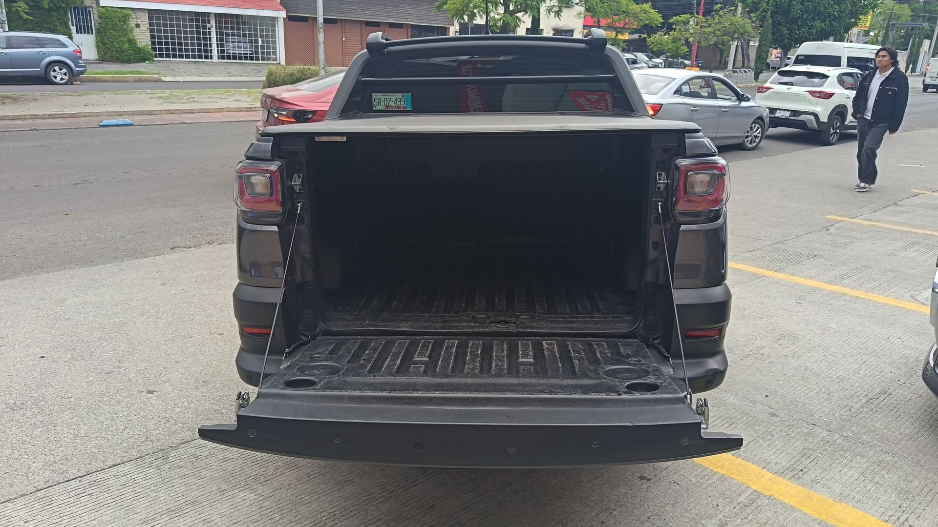 2024 RAM Ram 700 4p Bighorn L4/1.3 Man