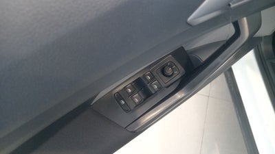 2023 Volkswagen T-Cross 5p Trendline L4/1.6 Aut