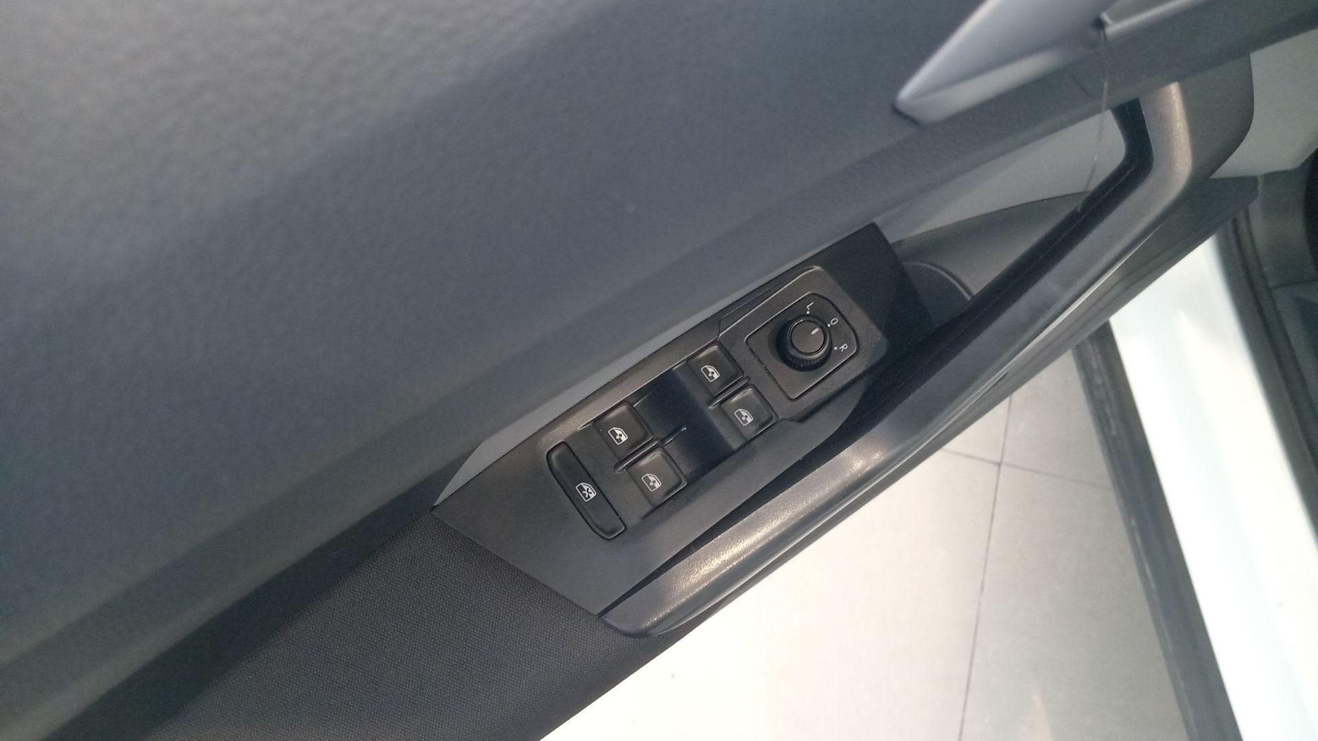 2023 Volkswagen T-Cross 5p Trendline L4/1.6 Aut