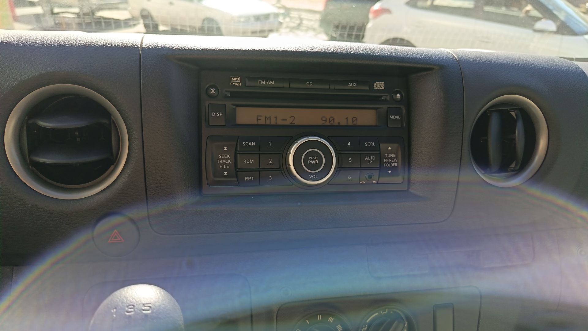 2025 Nissan Urvan 4p Amplia L4/2.5 Man 15/Pas P/Seg