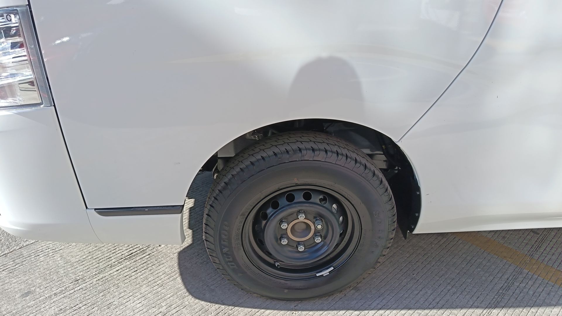 2025 Nissan Urvan 4p Amplia L4/2.5 Man 15/Pas P/Seg