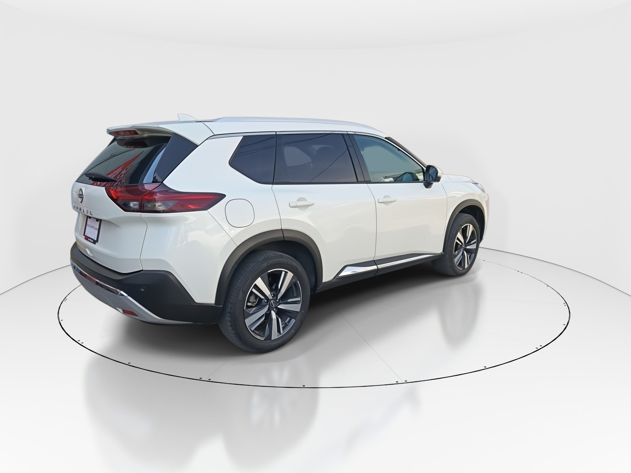 2024 Nissan X-Trail 5p Platinum 3 Row L4/2.5 Aut