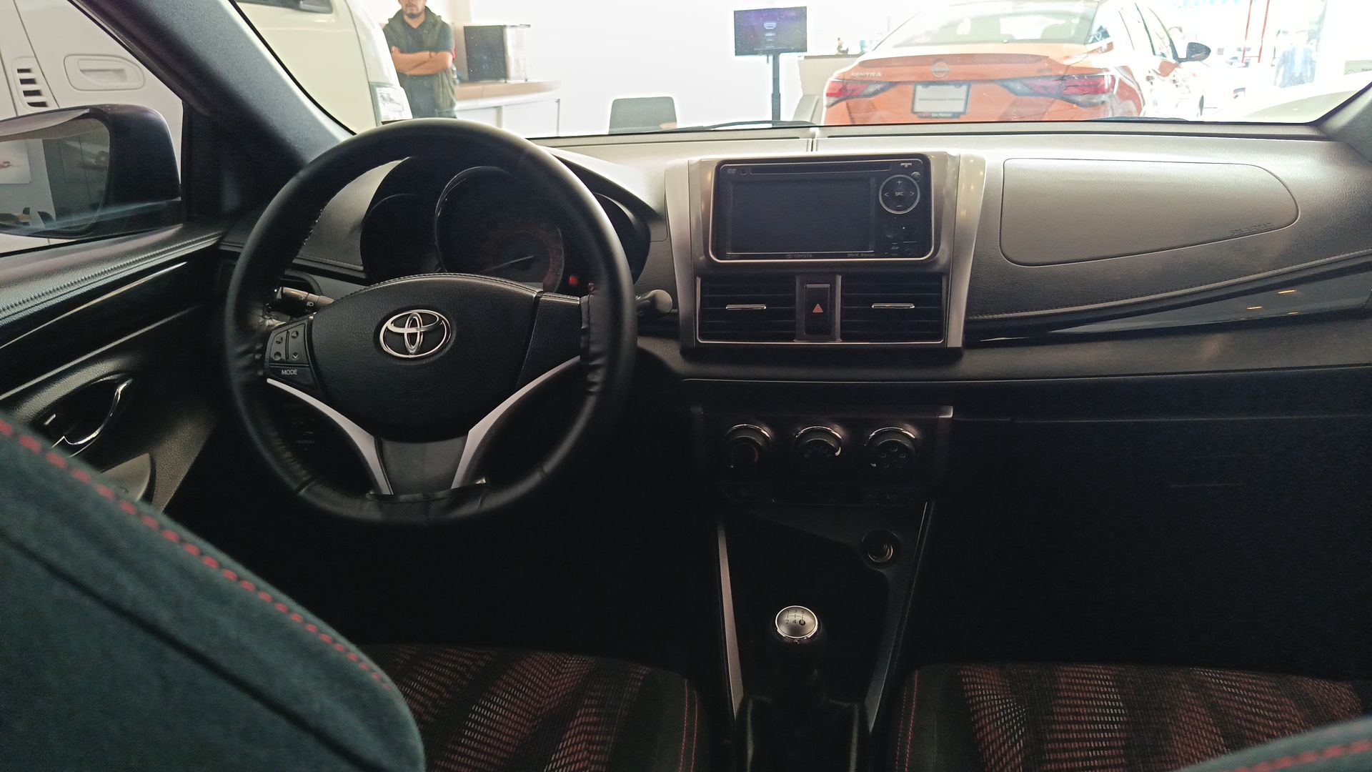 2017 Toyota Yaris 5p Hatchback S L4/1.5 Man