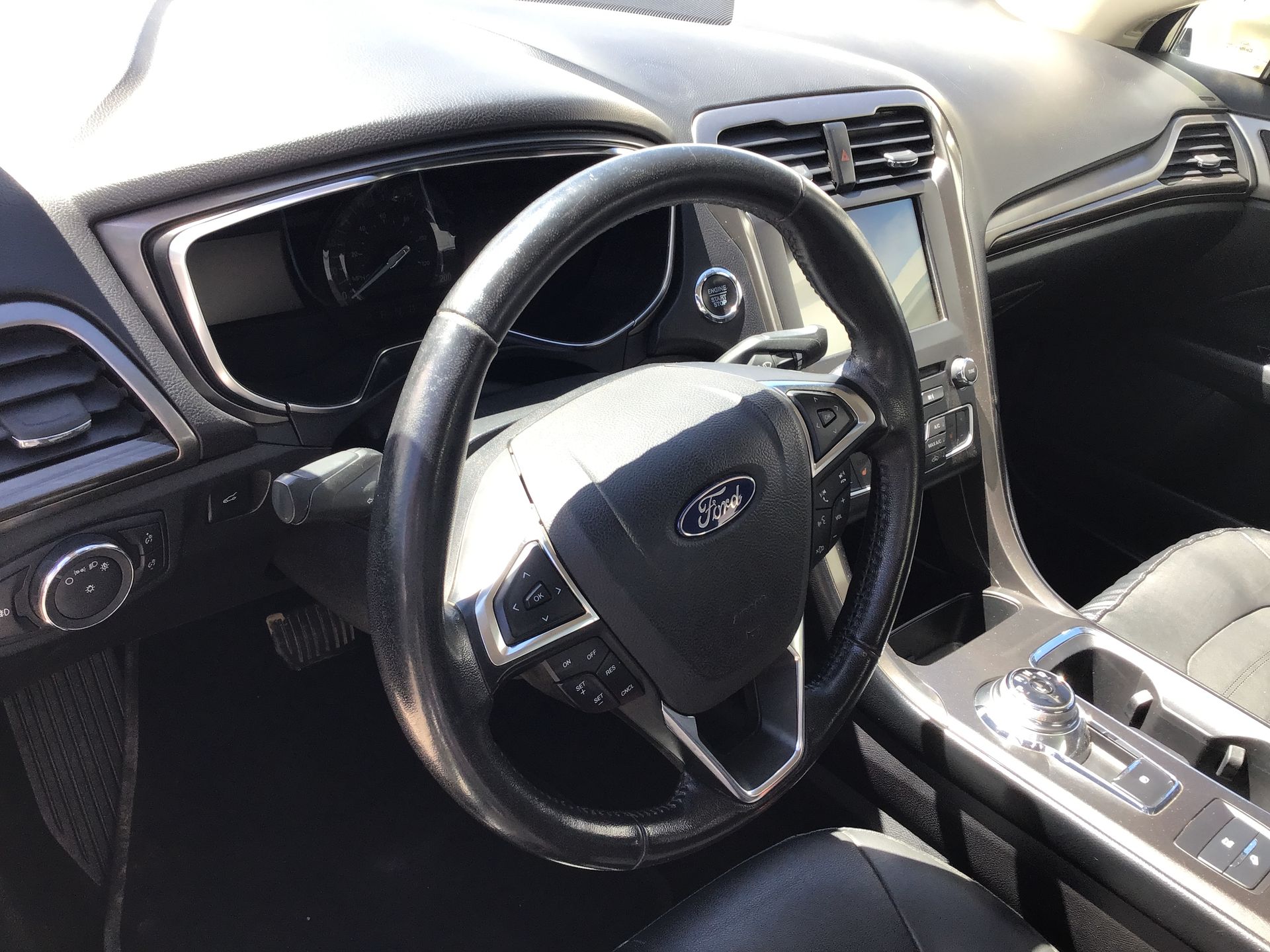 2018 Ford Fusion 4p SE Luxury Hibrido Aut