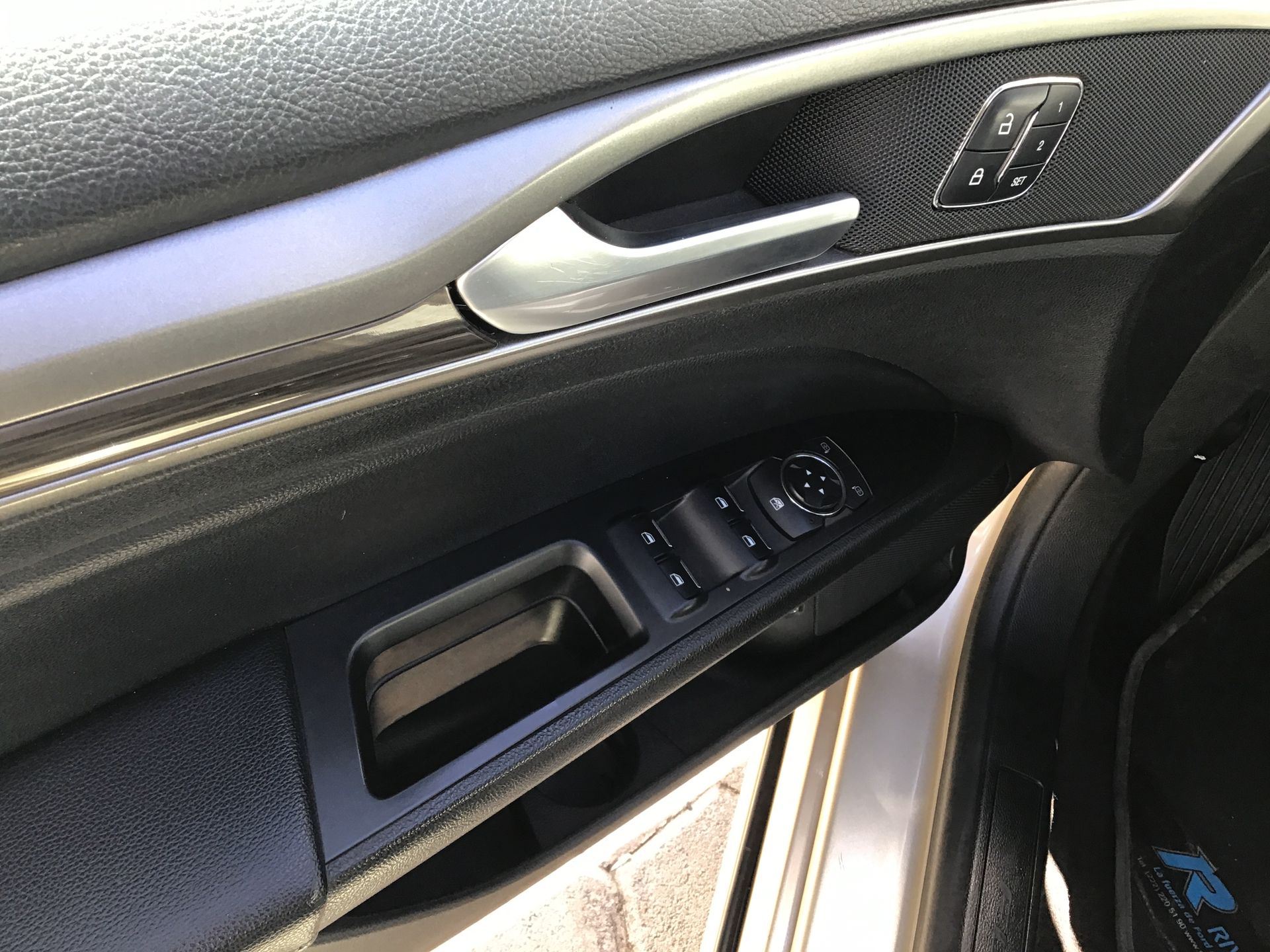 2018 Ford Fusion 4p SE Luxury Hibrido Aut