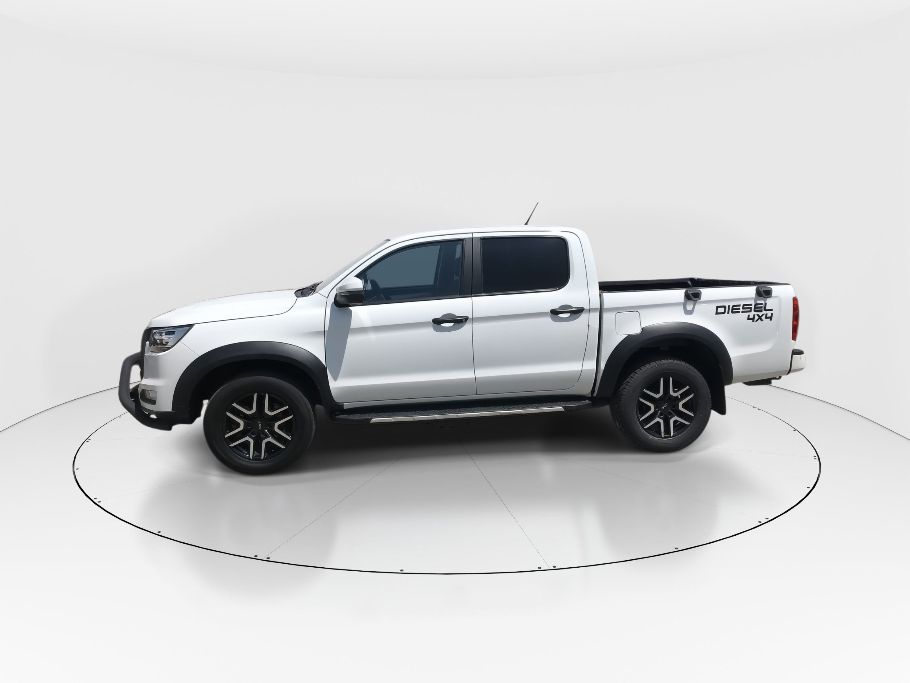 2024 JAC Frison 4p T8 Doble Cabina Diesel L4/2.0/T Man