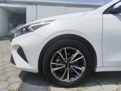 2023 Kia FORTE SEDAN 4p LX L4/2.0 Man