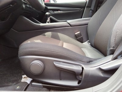 2025 Mazda Mazda 3 4p Sedán i L4/2.5 Man