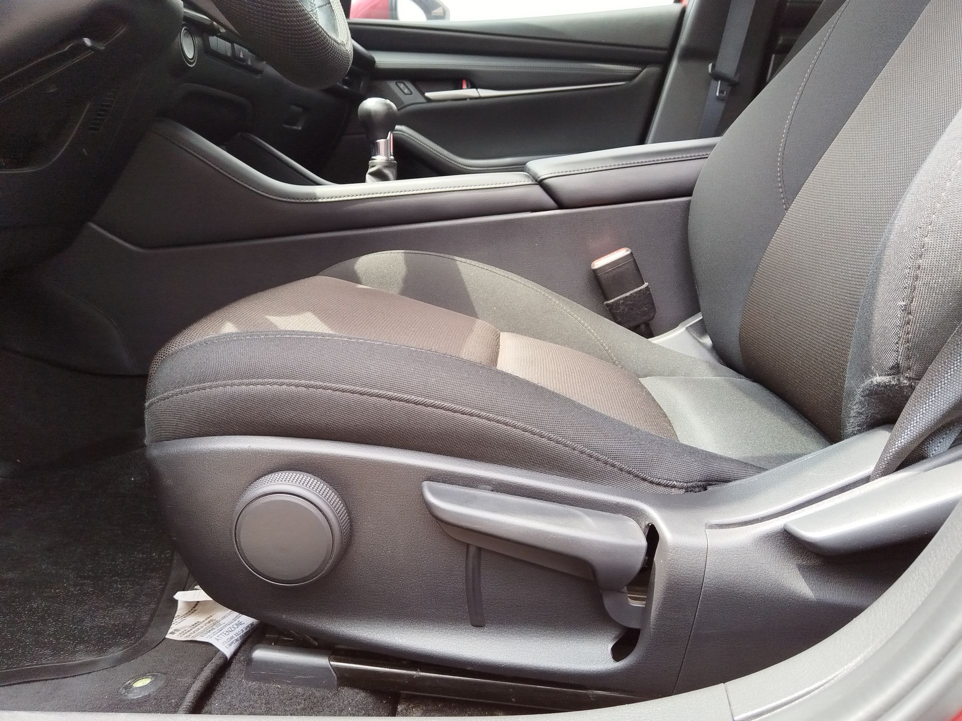 2025 Mazda Mazda 3 4p Sedán i L4/2.5 Man