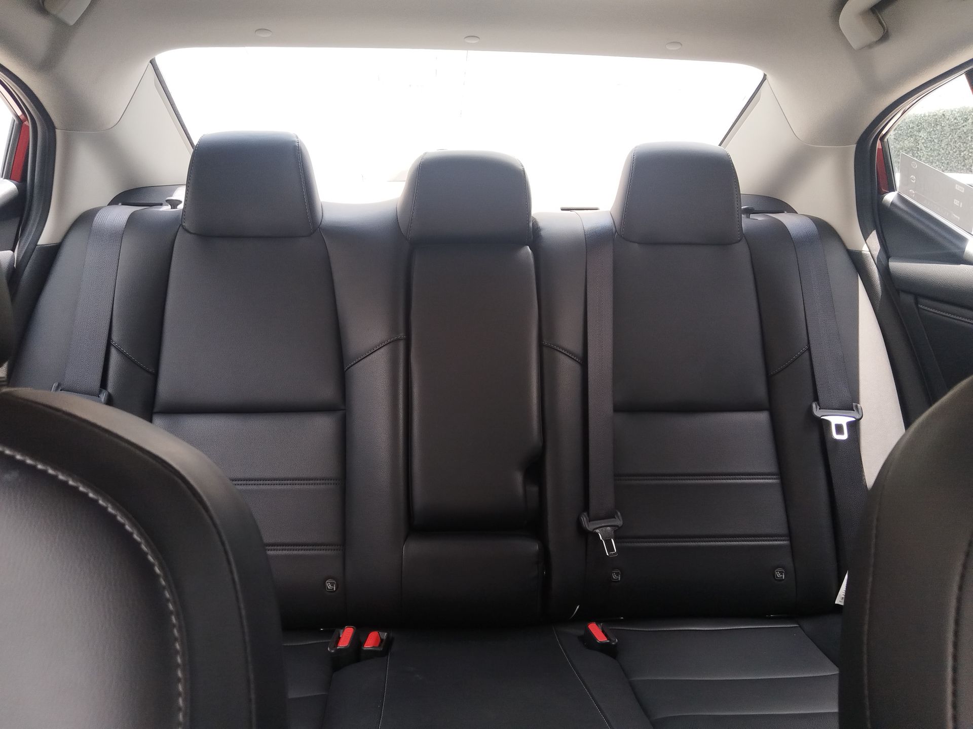 2025 Nissan Sentra 4p SR Platinum L4/2.0 Aut