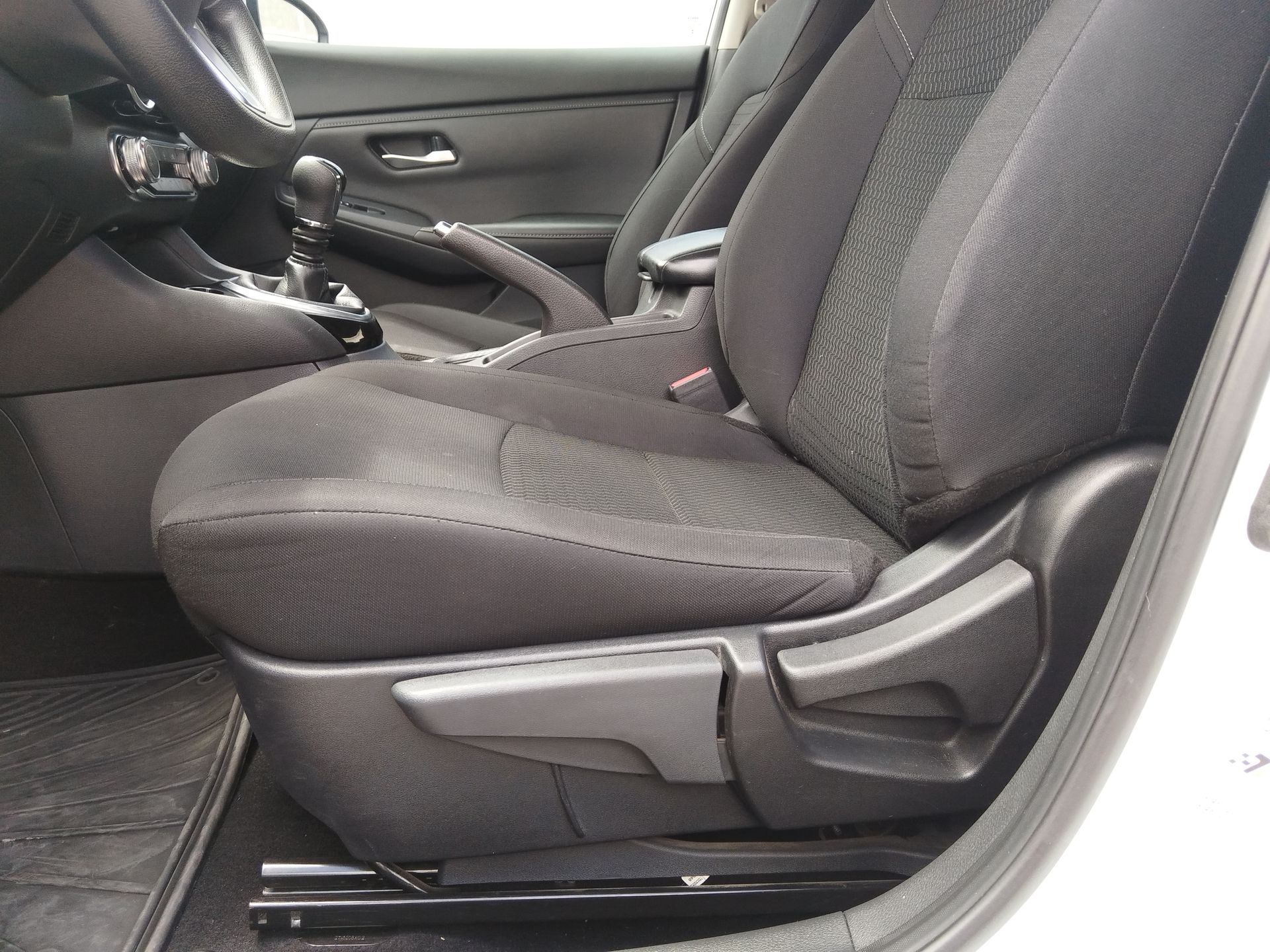 2023 Nissan Sentra 4p Sense L4/2.0 Man