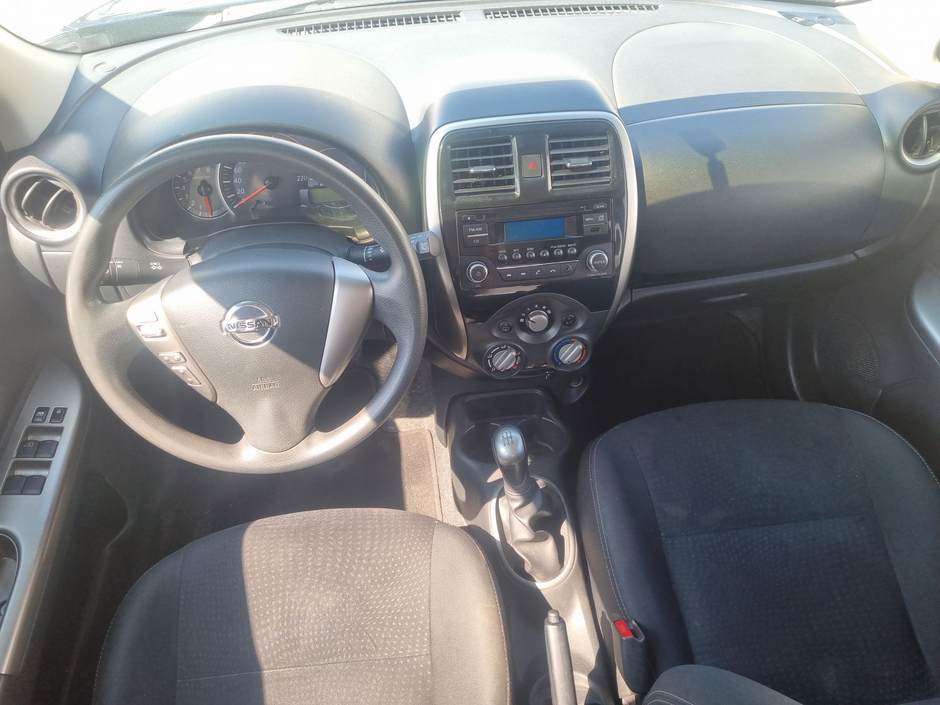 2018 Nissan March 5p Advance L4/1.6 Man