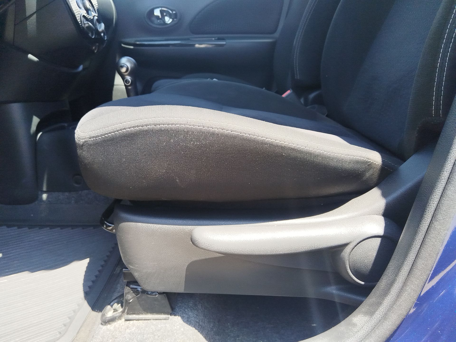 2022 Nissan March 5p Advance L4/1.6 Aut