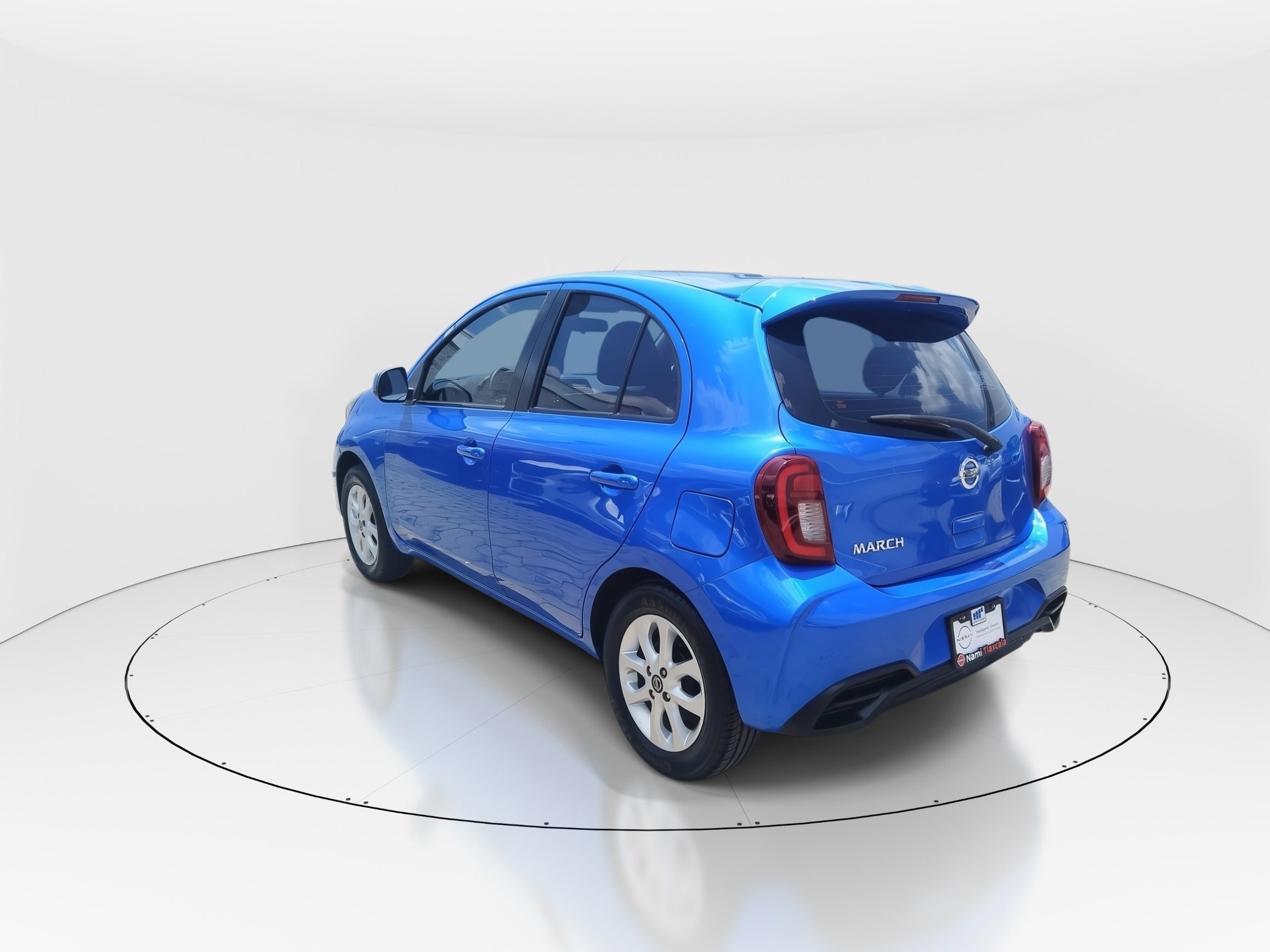 2021 Nissan March 5p Advance L4/1.6 Aut