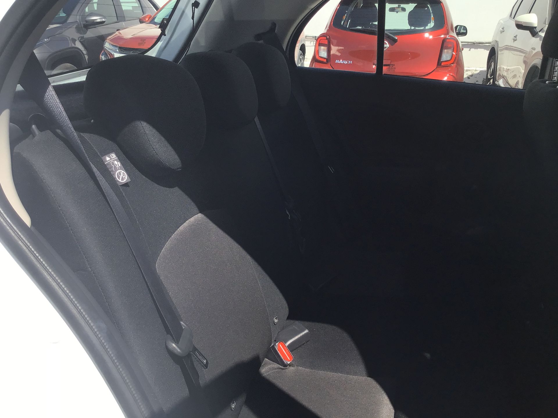 2025 Nissan March 5p Sense L4/1.6 Man