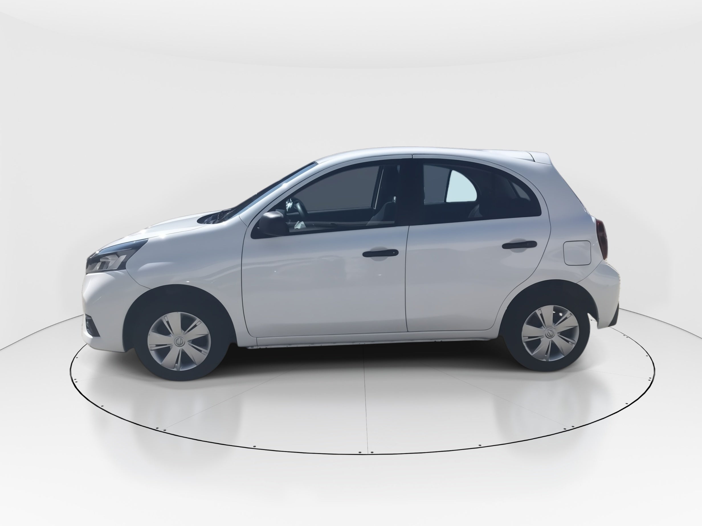 2025 Nissan March 5p Sense L4/1.6 Man