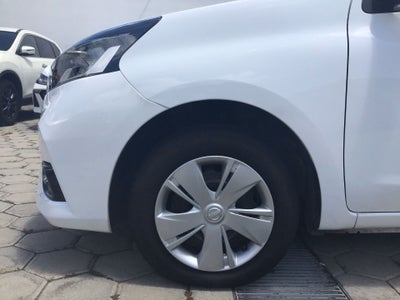 2025 Nissan March 5p Sense L4/1.6 Aut