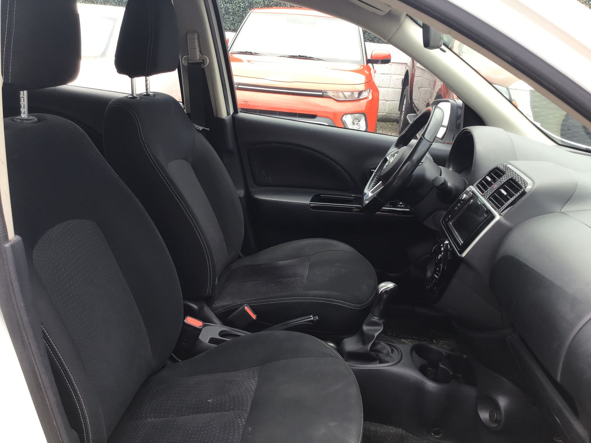 2024 Nissan March 5p Exclusive L4/1.6 Man