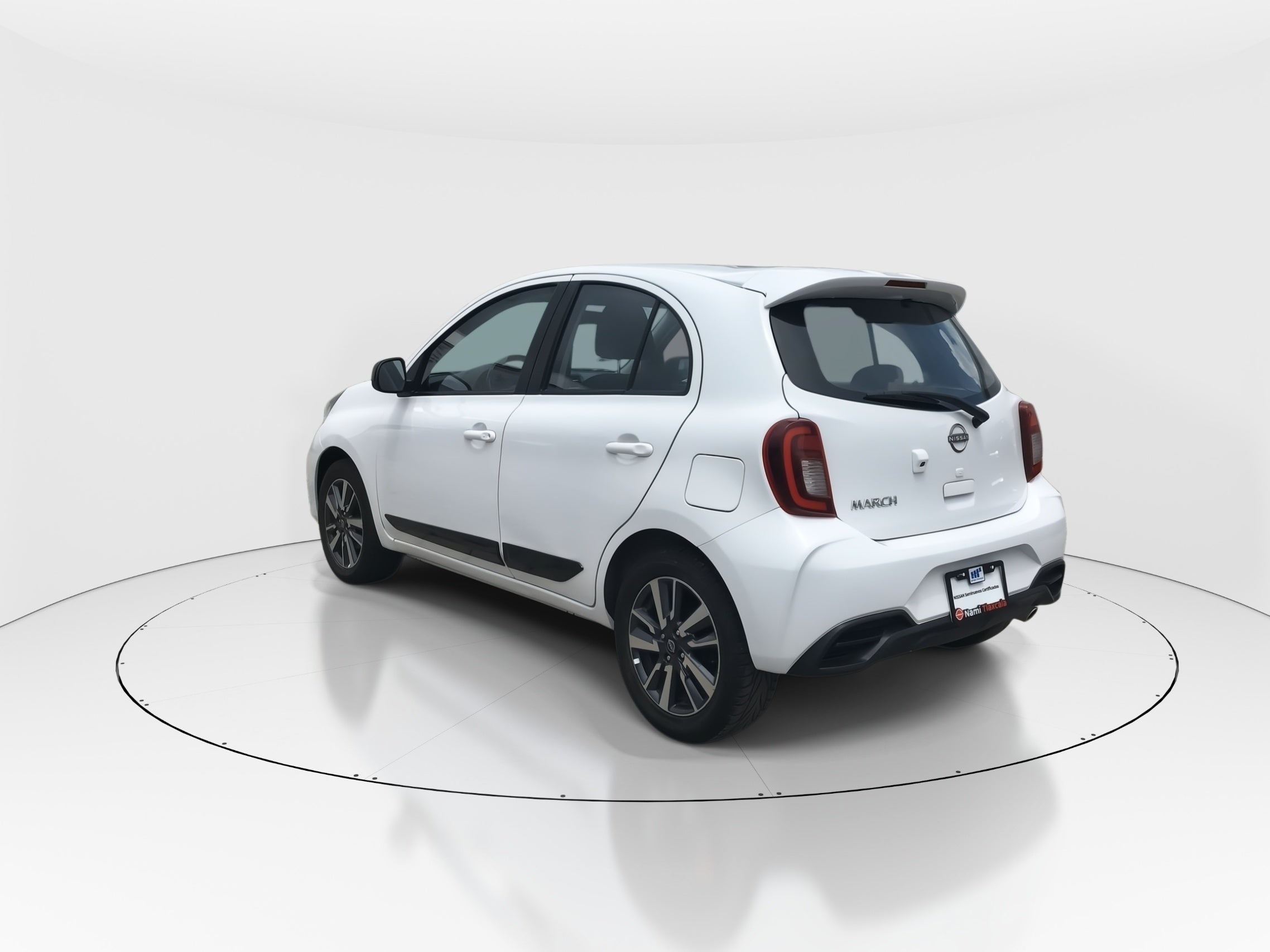 2024 Nissan March 5p Exclusive L4/1.6 Man