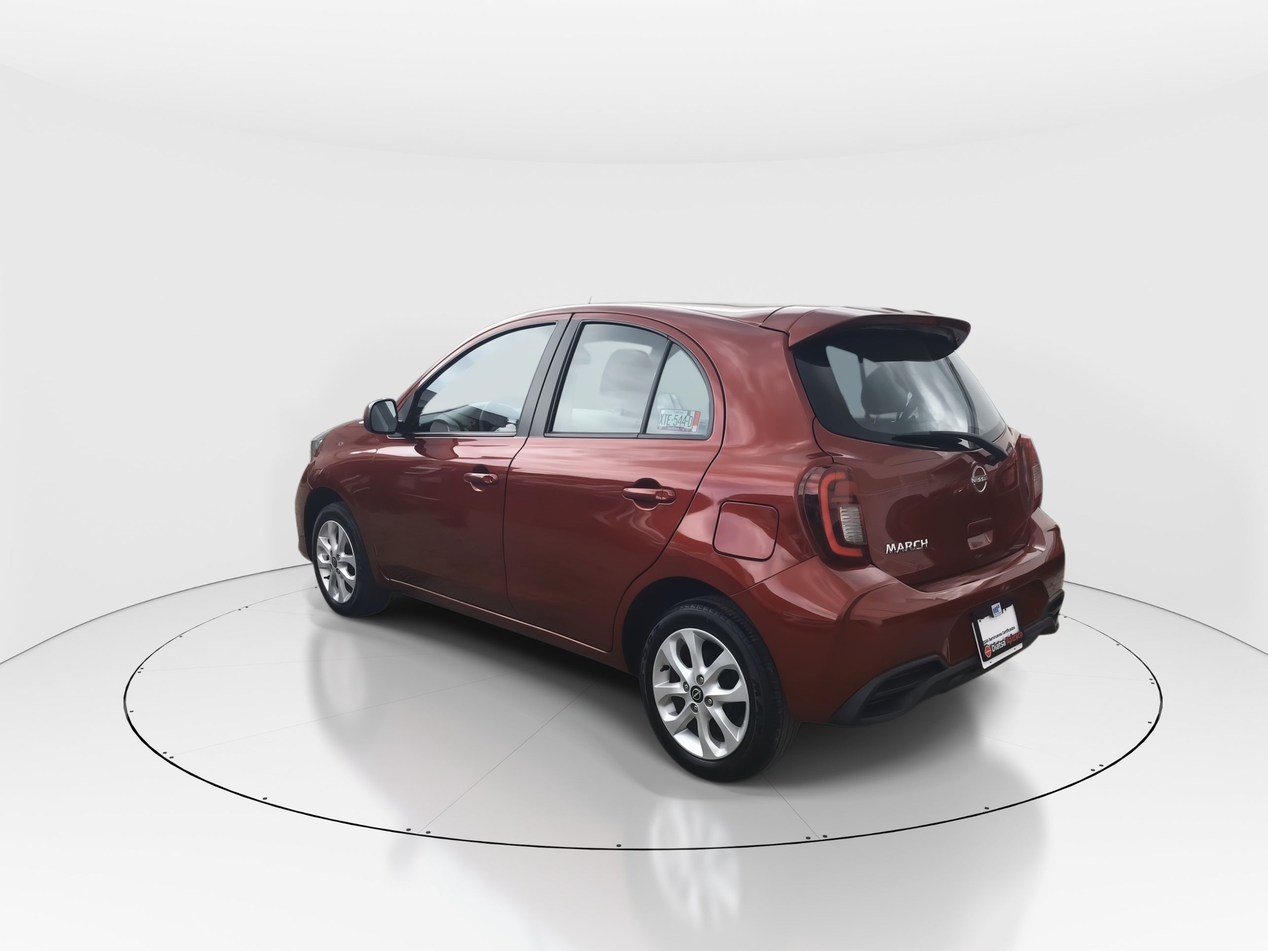 2023 Nissan March 5p Advance L4/1.6 Aut