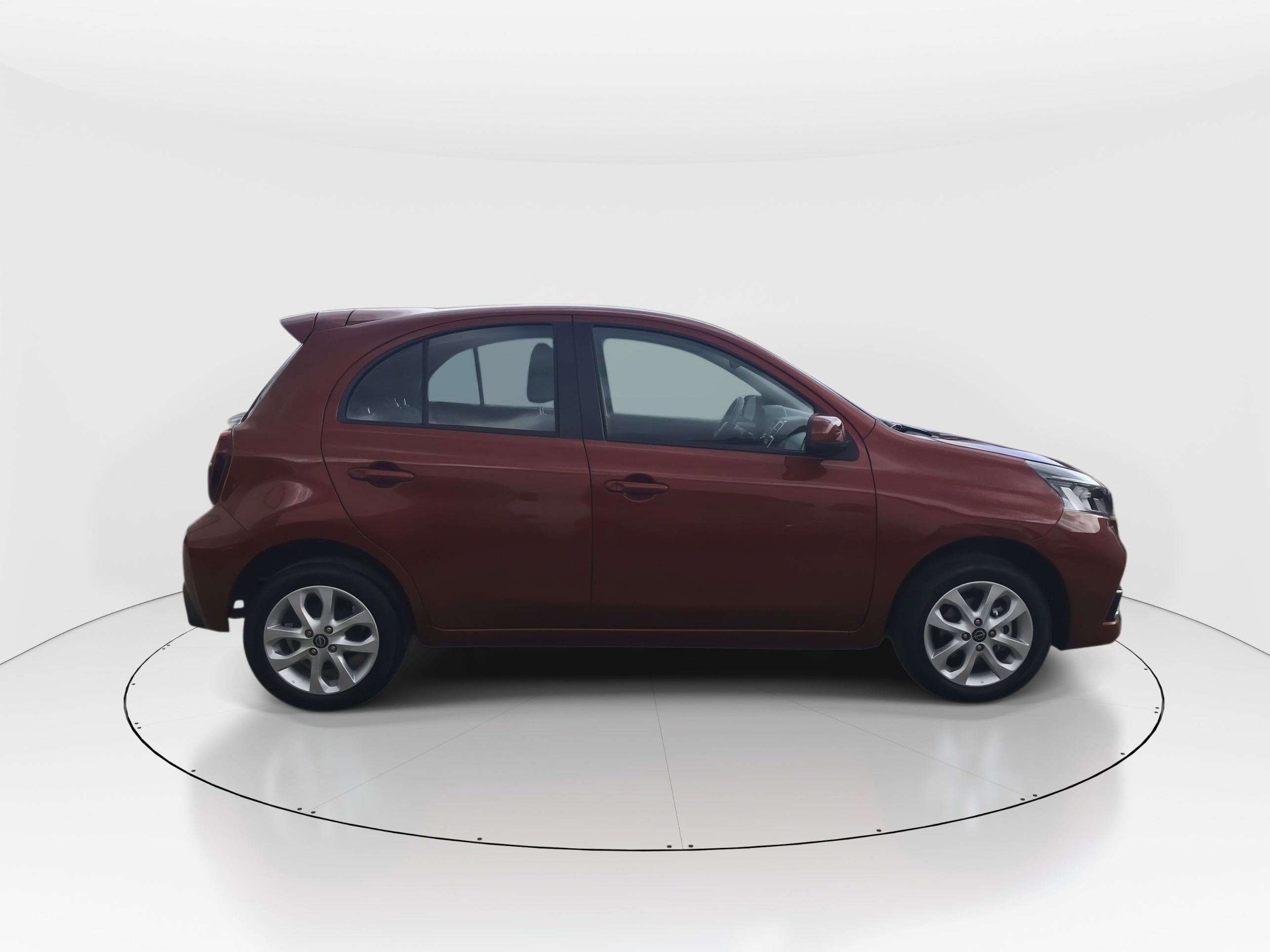 2023 Nissan March 5p Advance L4/1.6 Aut