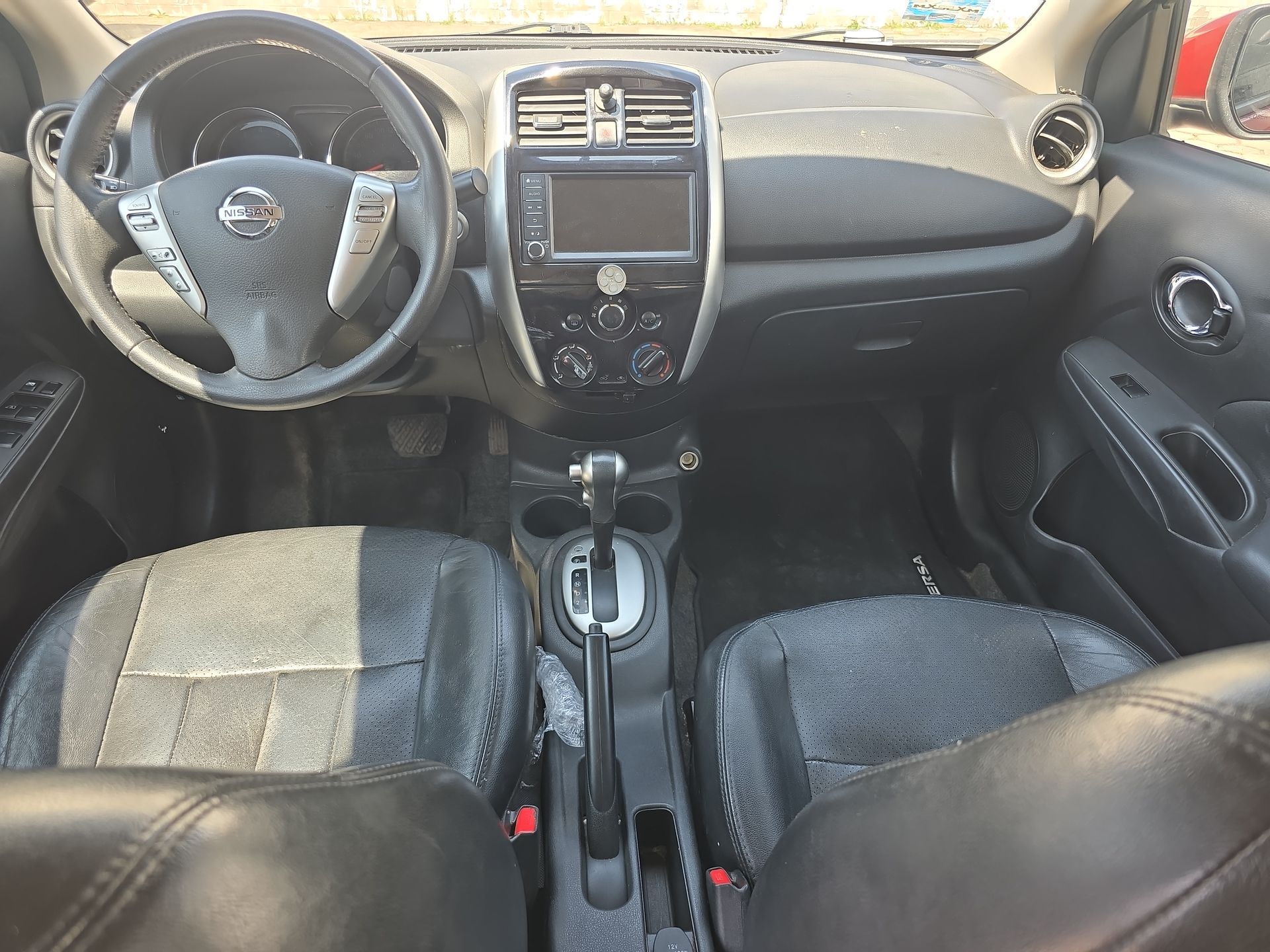 2019 Nissan Versa 4p Exclusive L4/1.6 Aut