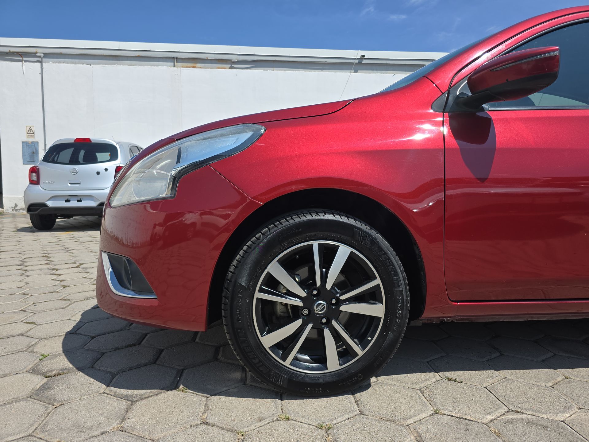 2019 Nissan Versa 4p Exclusive L4/1.6 Aut
