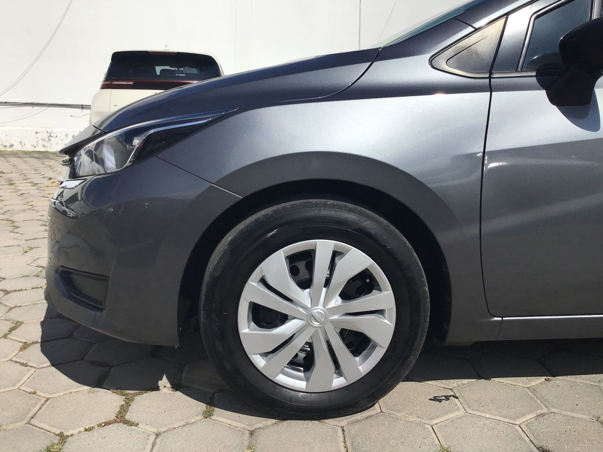 2024 Nissan Versa 4p Sense L4/1.6 Man