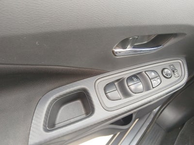 2024 Nissan Versa 4p Advance L4/1.6 Man