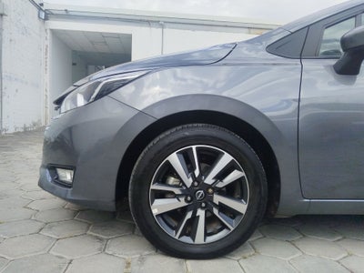 2024 Nissan Versa 4p Advance L4/1.6 Man