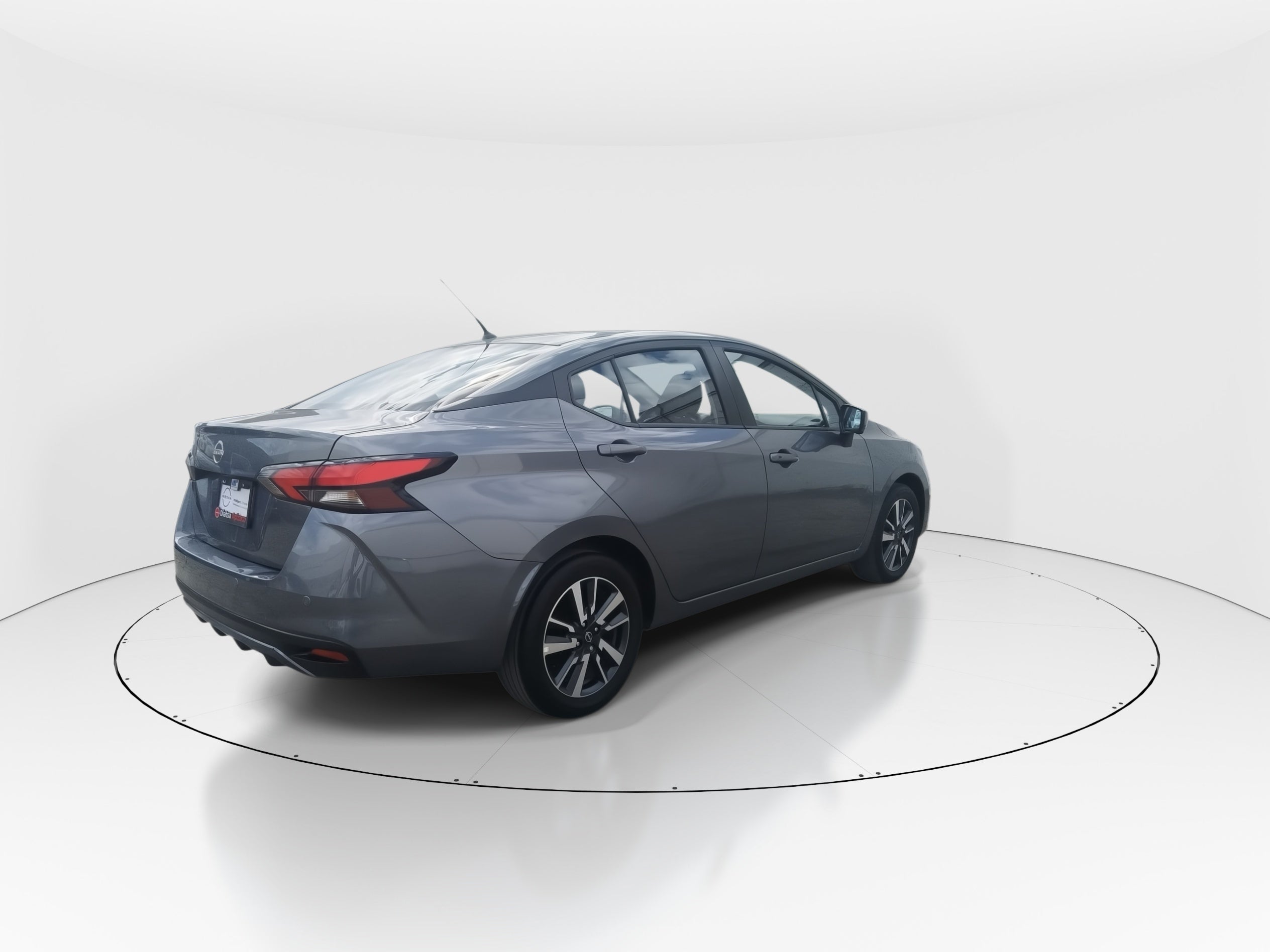 2024 Nissan Versa 4p Advance L4/1.6 Man