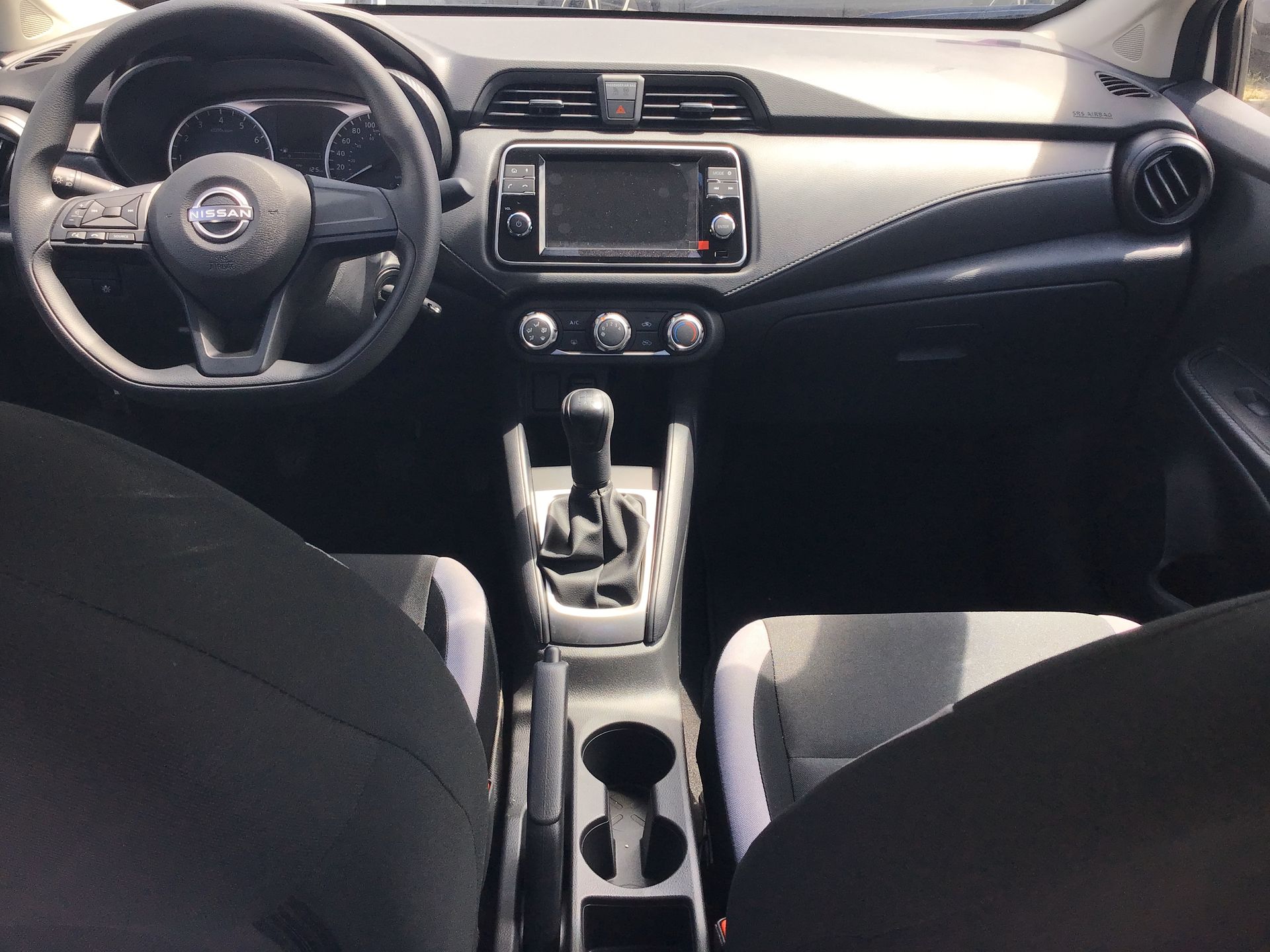 2026 Nissan Versa 4p Sense L4/1.6 Man