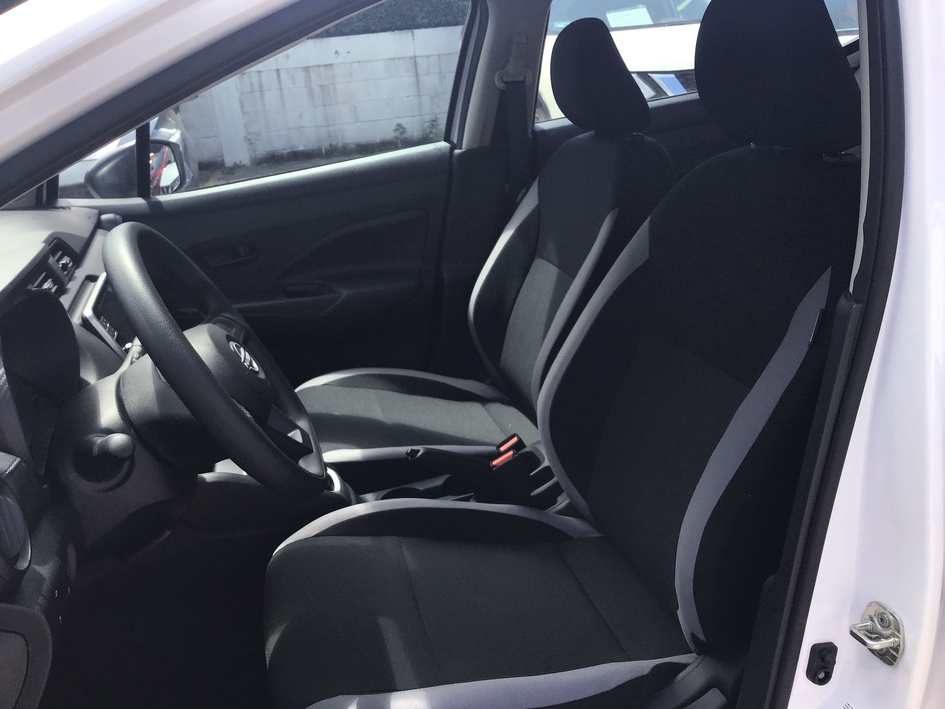 2026 Nissan Versa 4p Sense L4/1.6 Man