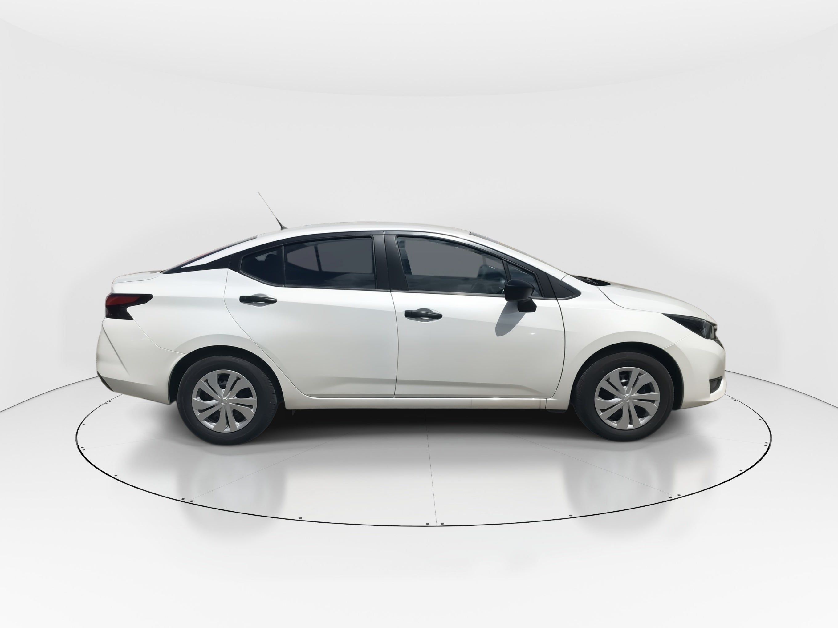 2026 Nissan Versa 4p Sense L4/1.6 Man