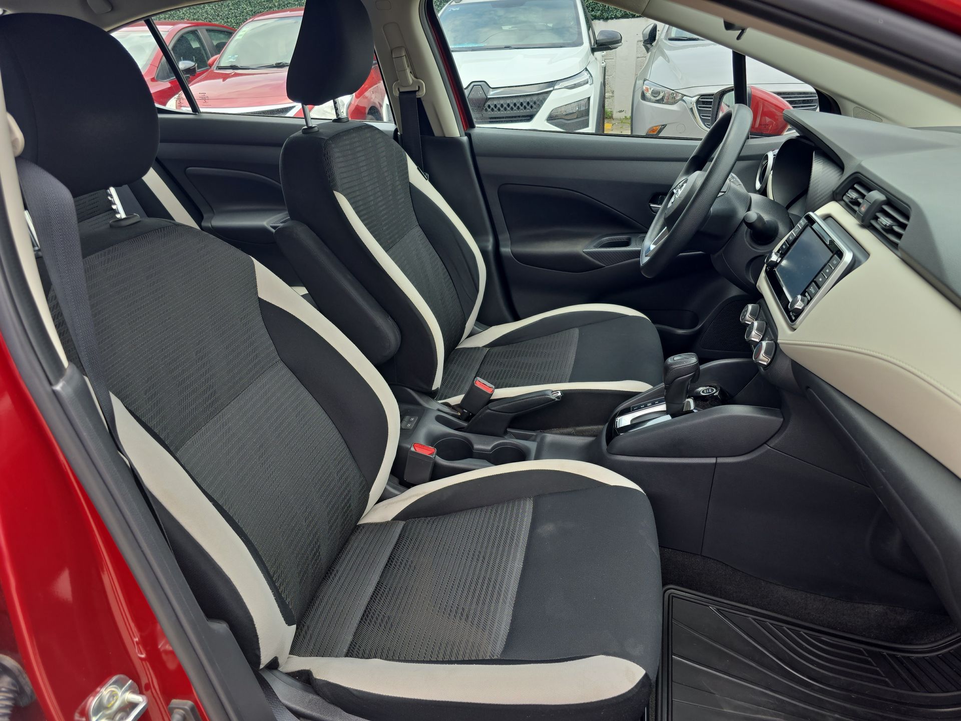 2022 Nissan Versa 4p Advance L4/1.6 Aut