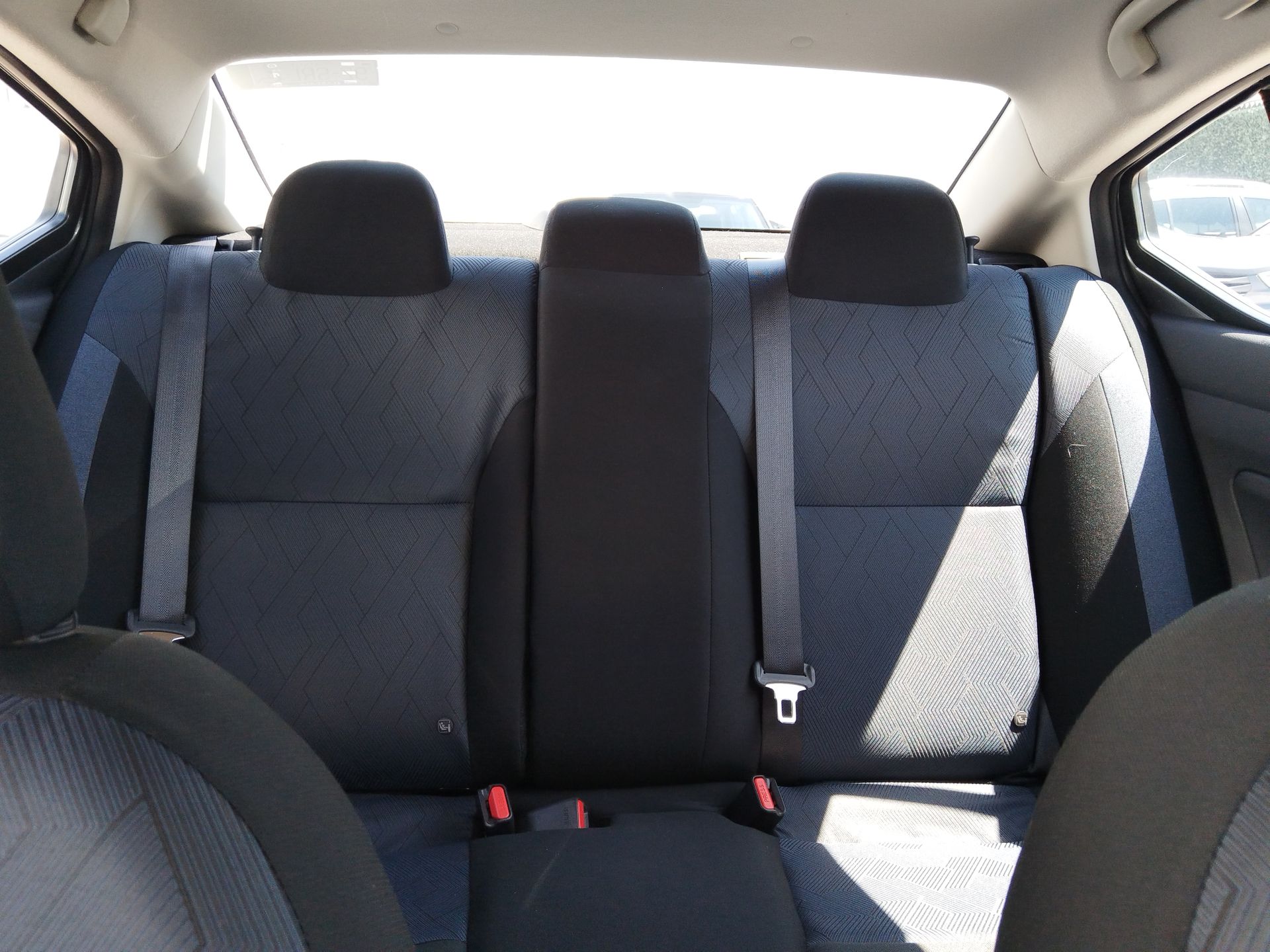 2025 Nissan Versa 4p Advance L4/1.6 Man