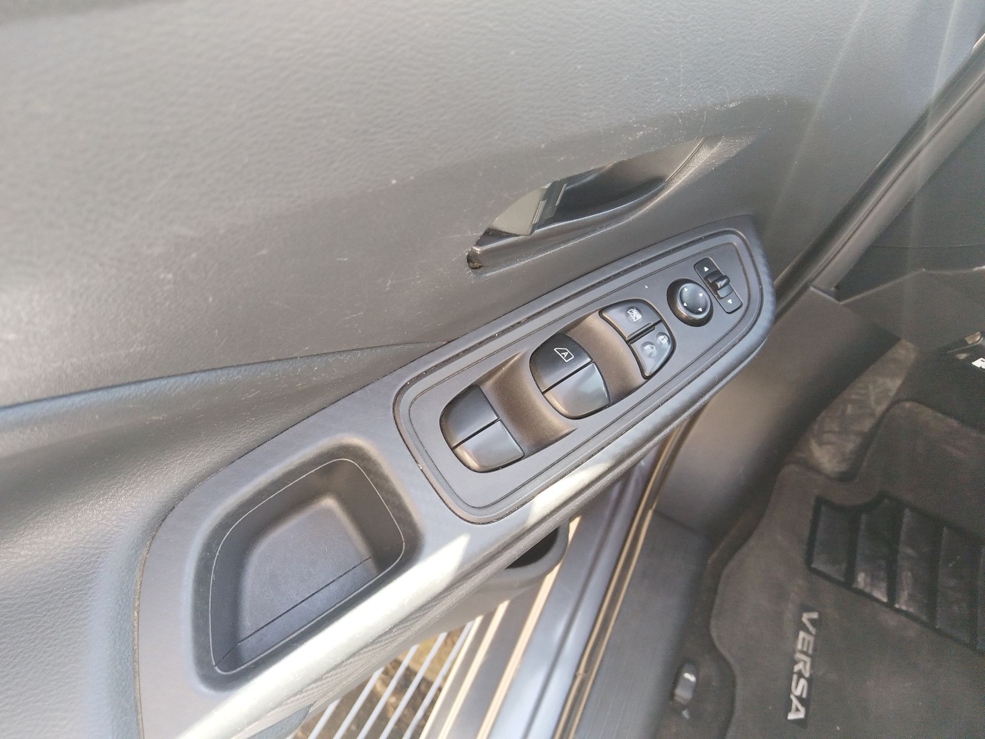 2023 Nissan Versa 4p Sense L4/1.6 Aut