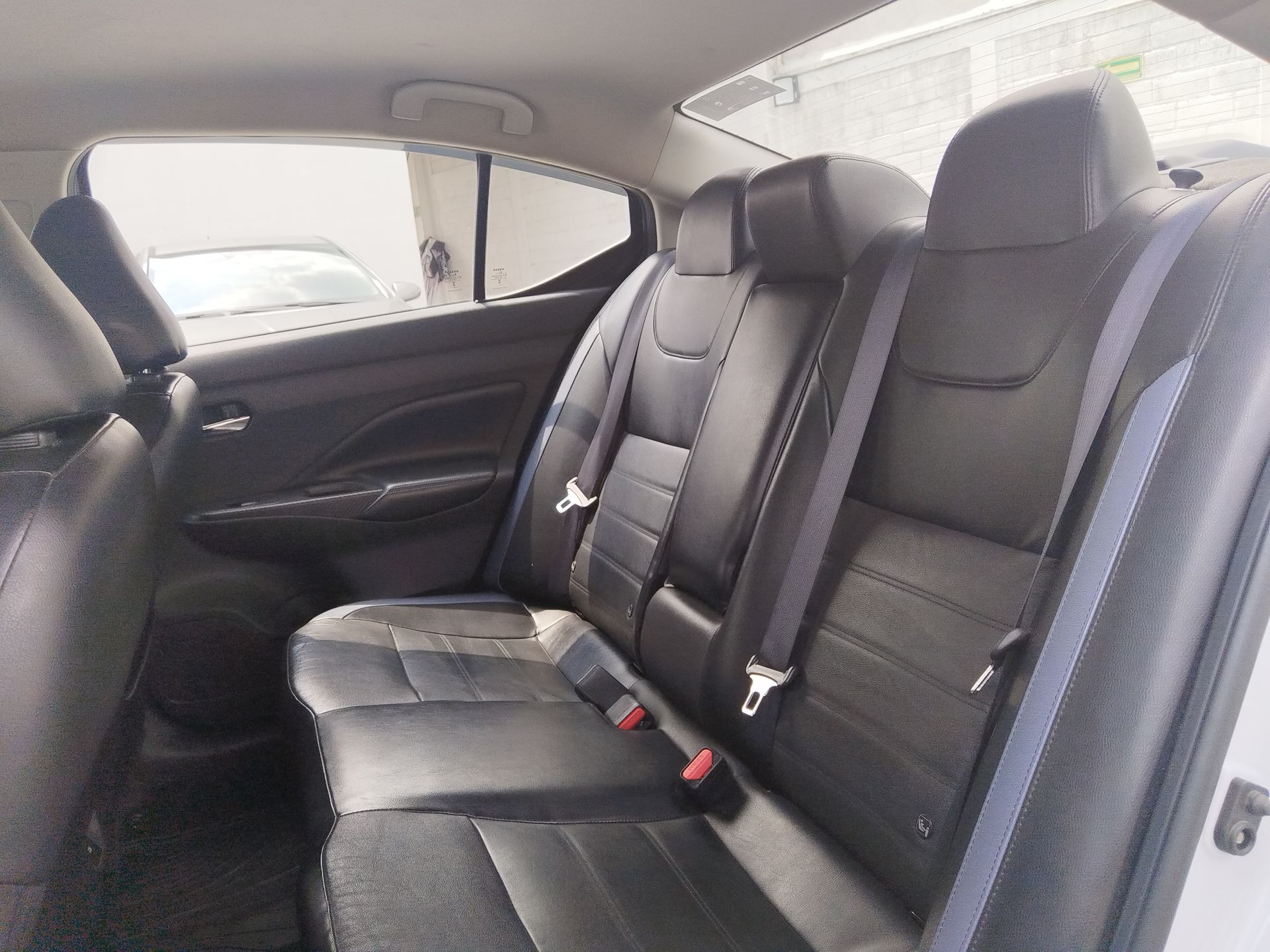 2023 Nissan Versa 4p Exclusive L4/1.6 Aut