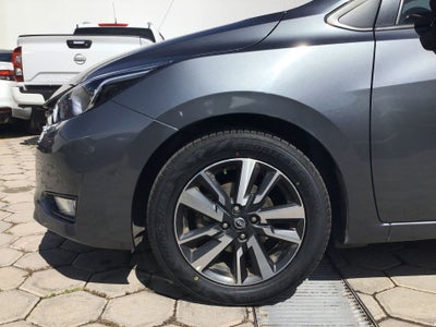 2025 Nissan Versa 4p Advance L4/1.6 Man