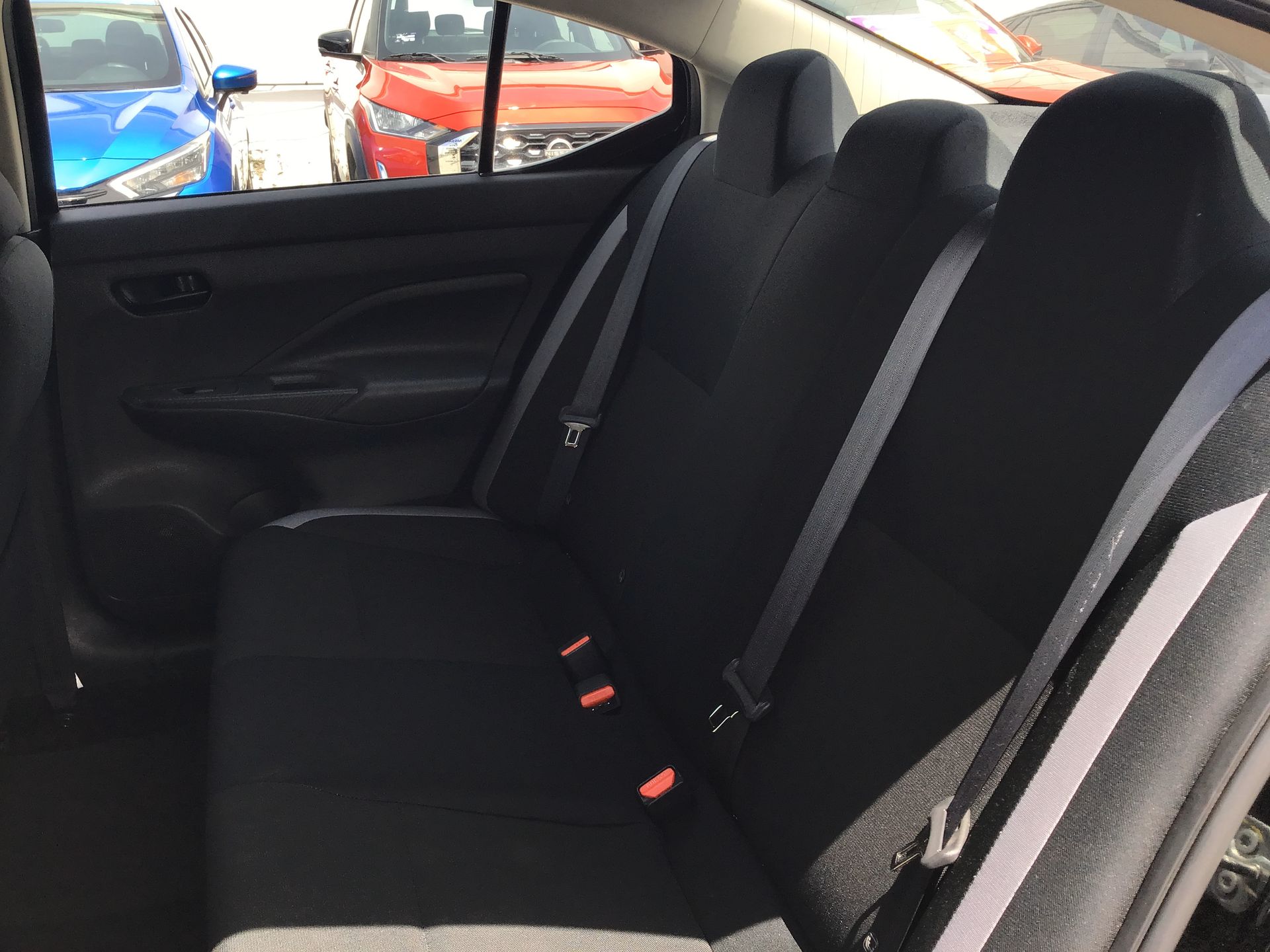 2025 Nissan Versa 4p Sense L4/1.6 Man