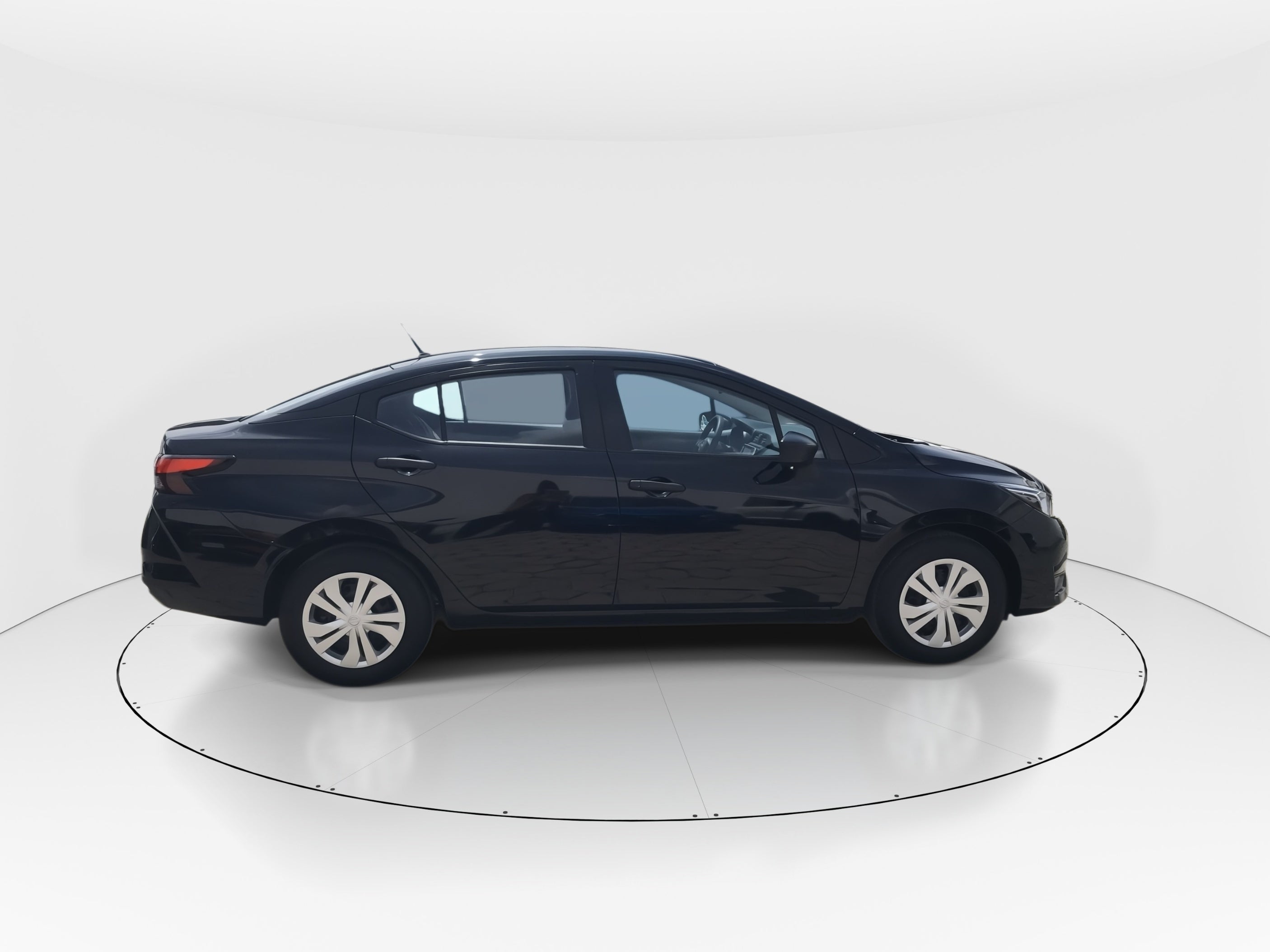 2025 Nissan Versa 4p Sense L4/1.6 Man