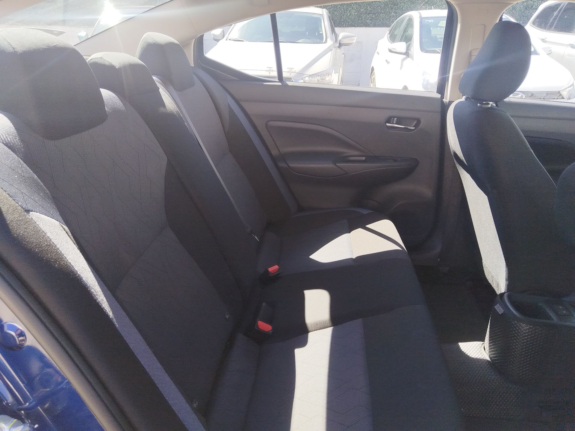 2025 Nissan Versa 4p Advance L4/1.6 Man