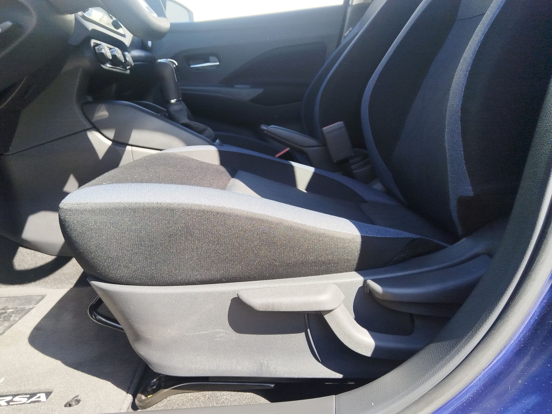 2025 Nissan Versa 4p Advance L4/1.6 Man