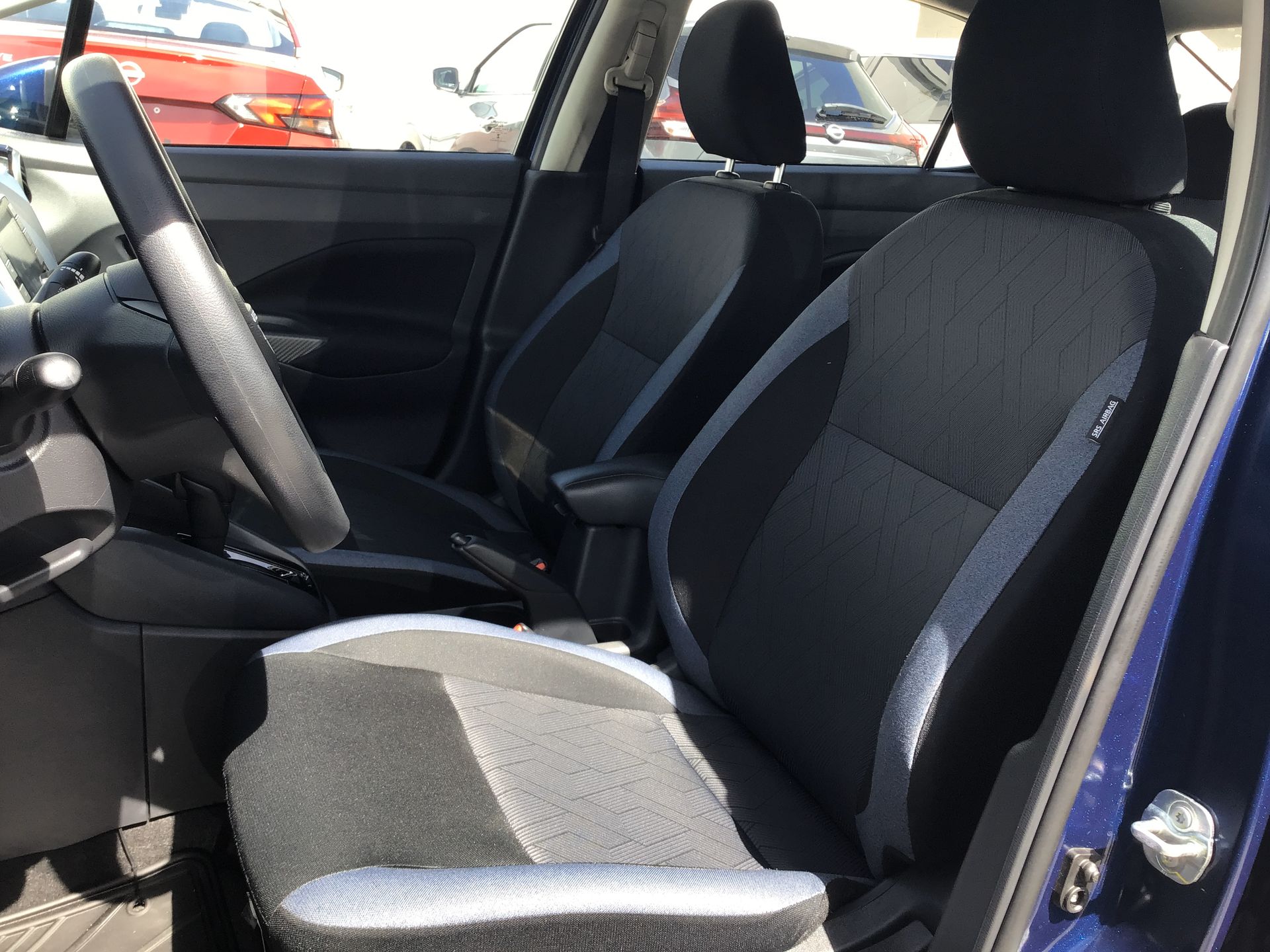 2025 Nissan Versa 4p Advance L4/1.6 Aut