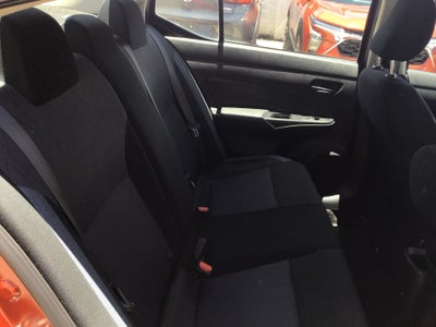 2024 Nissan Versa 4p Advance L4/1.6 Man