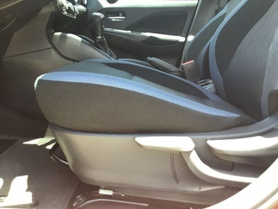 2024 Nissan Versa 4p Advance L4/1.6 Man