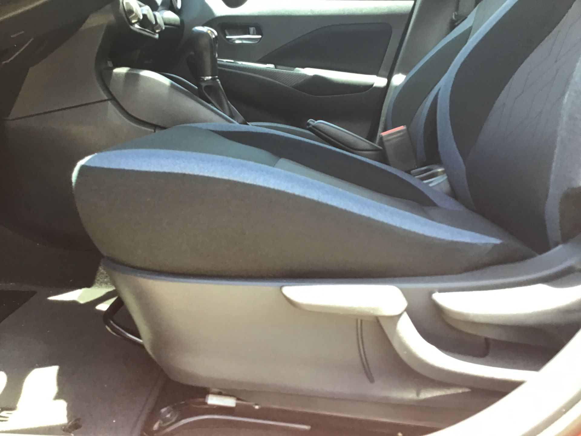 2024 Nissan Versa 4p Advance L4/1.6 Man