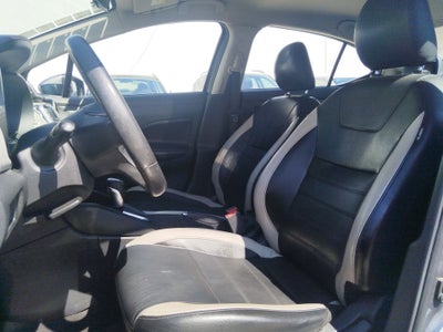 2021 Nissan Versa 4p Exclusive L4/1.6 Aut