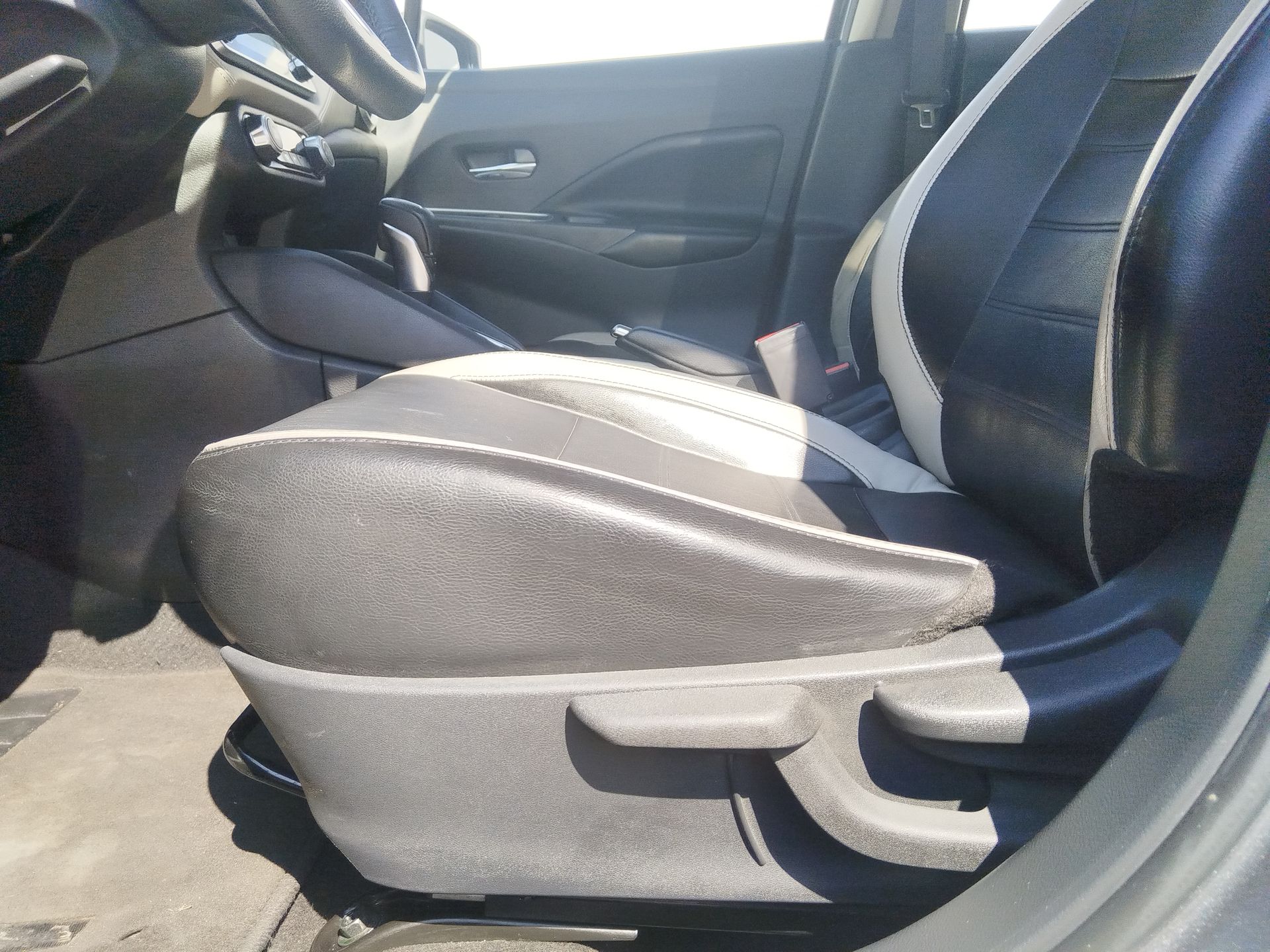 2021 Nissan Versa 4p Exclusive L4/1.6 Aut